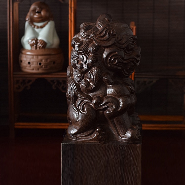 Tượng Nghê Phong Thủy Bằng Gỗ Trầm Hương (Cao 6.5 cm)
