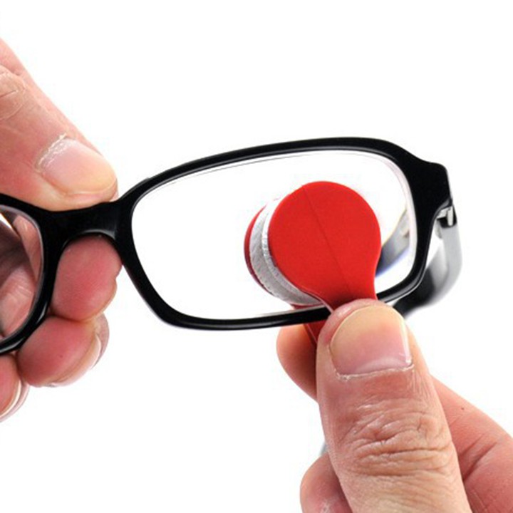 Dụng cụ Kẹp chữ V lau chùi kính mắt mát dâm siêu sạch