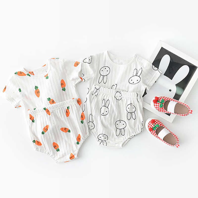 Bộ áo thun cộc tay in hình + quần lót cho bé