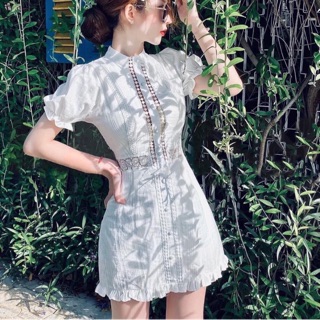 Đầm xô chân bèo phối ren