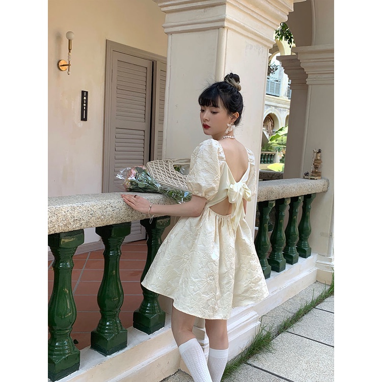 Đầm tay phồng cổ vuông hở lưng kiểu Pháp thời trang mùa hè cho nữ