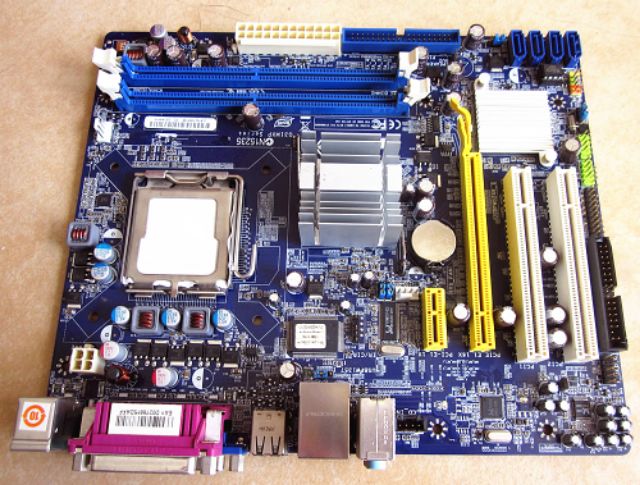 Mainboard Máy Tính Bàn Mã G31 + Chip Dual Core + Ram