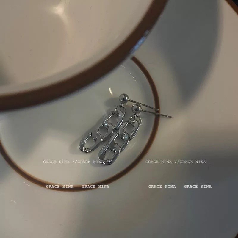 Khuyên tai dạng xích khóa kim loại thiết kế đơn giản thời trang phong cách hip hop 191162 cho nữ