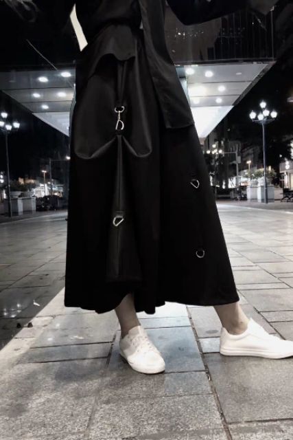 Chân váy đen phối khóa dây freesize (Ms C8) | BigBuy360 - bigbuy360.vn