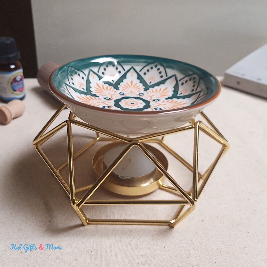 Đèn khuếch tán tinh dầu khung sắt mạ vàng- dáng kim cương, đĩa trắng/nâu/xanh...