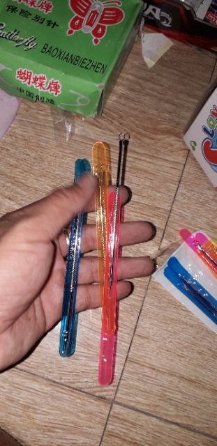 Set 3 cây nặn mụn bằng thép không gỉ