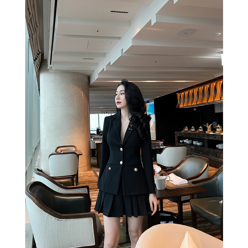 Set vest cao cấp thiết kế by Estrano - Emma Set đen sang trọng