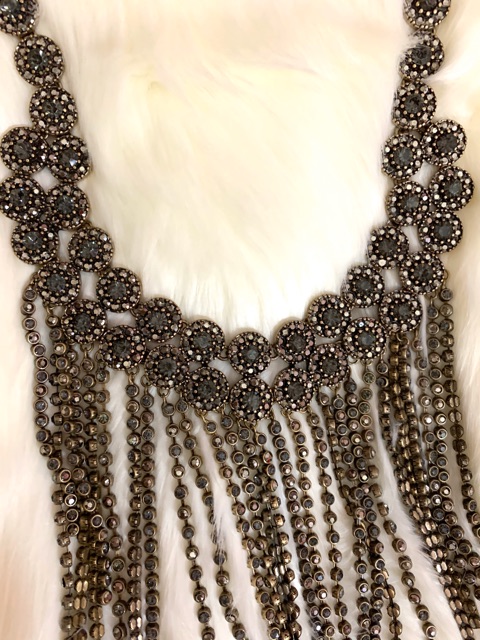 Vòng cổ Zara Auth