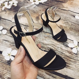 Sandal Charles & Keith da mềm 7p
