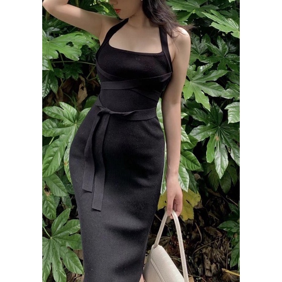 SALE Đầm halter chất dệt kim Đen