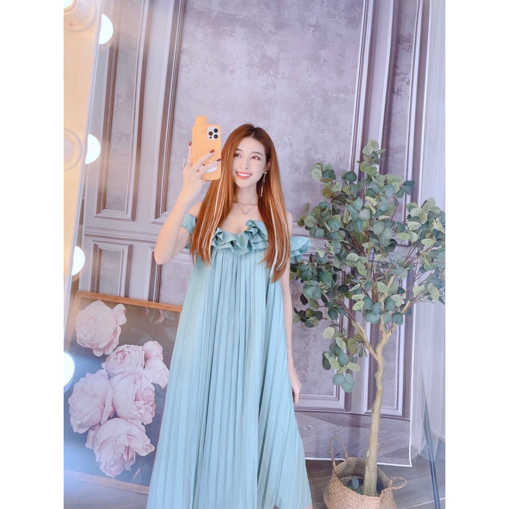 Đầm dập ly hai dây bẹt vai viền bèo chất lụa bầu bí bon chen cực xinh + Ảnh thật | BigBuy360 - bigbuy360.vn