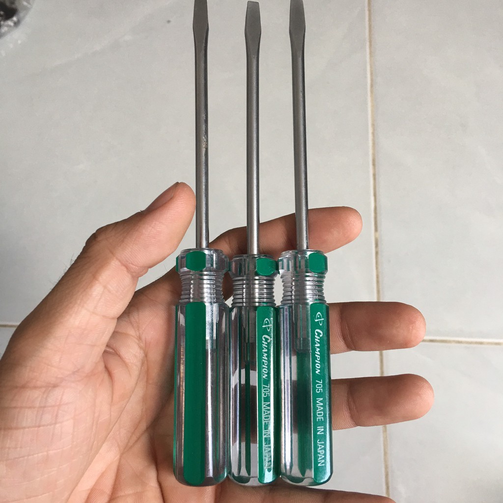 Tua Vít Dẹp Nhật Dài 18cm - Hàng Chất Lượng