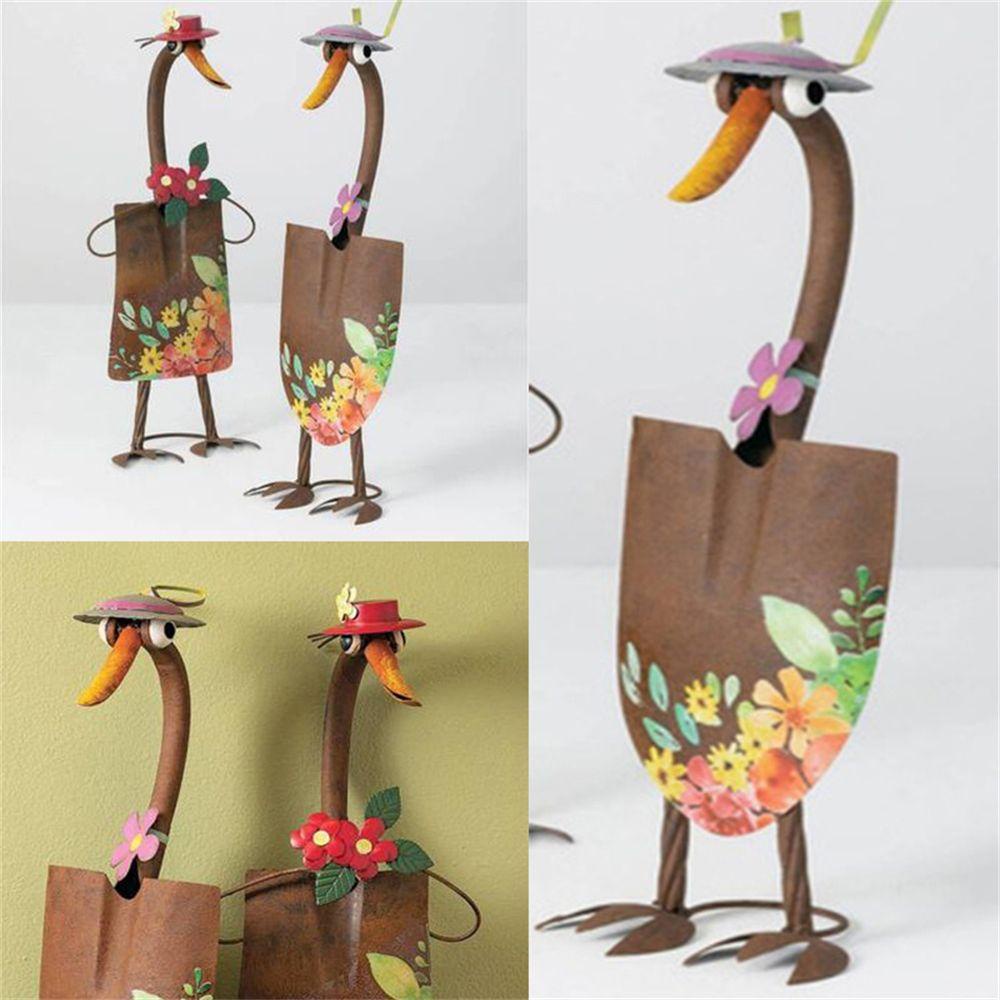 Mô Hình Chú Vịt Dễ Thương Dùng Trang Trí Sân Vườn