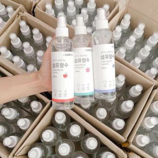 Xịt thơm quần áo
