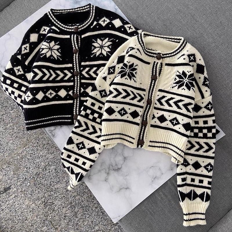 Áo khoác len cardigan thổ cẩm dáng bomber cá tính