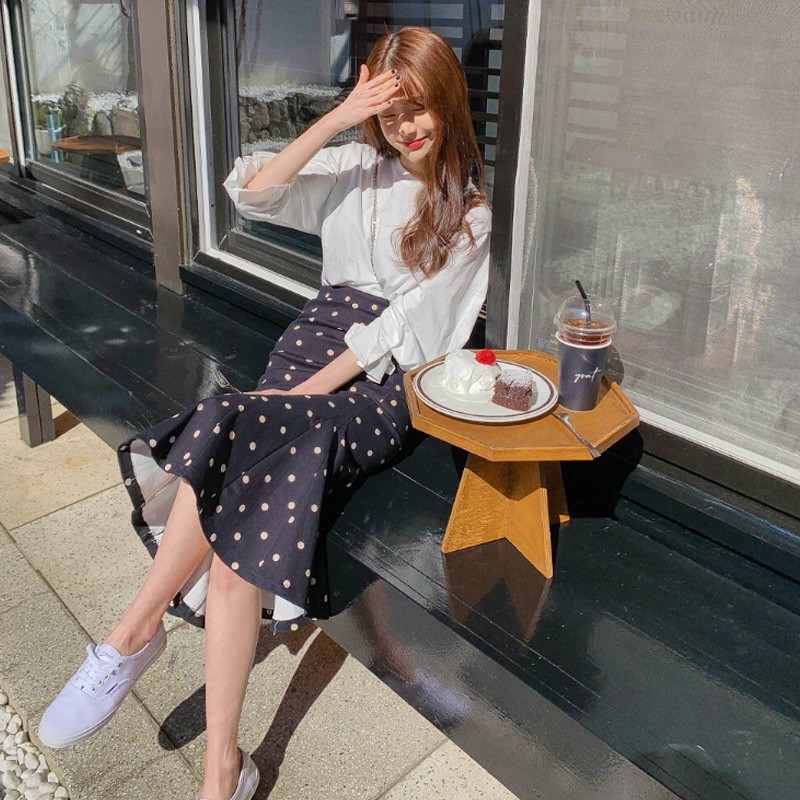 (ORDER) Chân váy vintage MORAN Hàn Quốc chấm bi xòe dài đuôi cá ôm (NEW ARRIVALS 2020) | BigBuy360 - bigbuy360.vn
