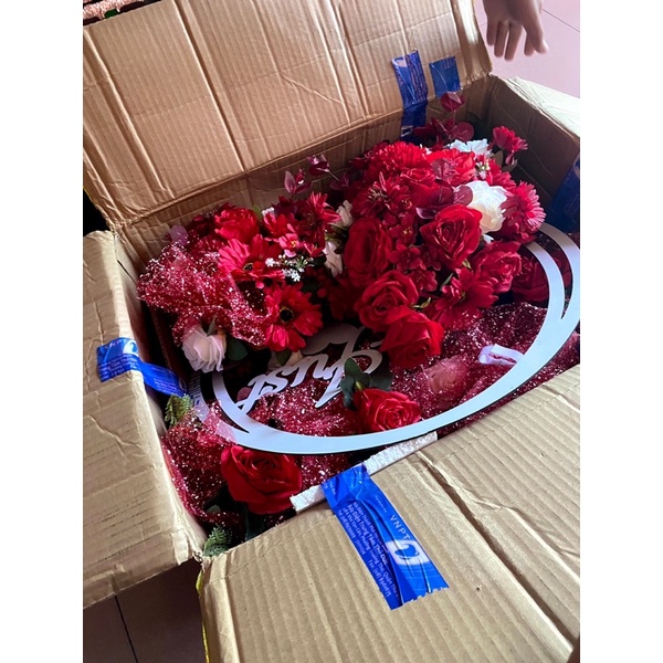 HOA LỤA XE CƯỚI ĐỎ ĐẸP