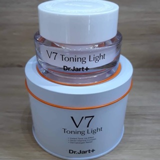 Kem dưỡng trắng da dr.jarr v7