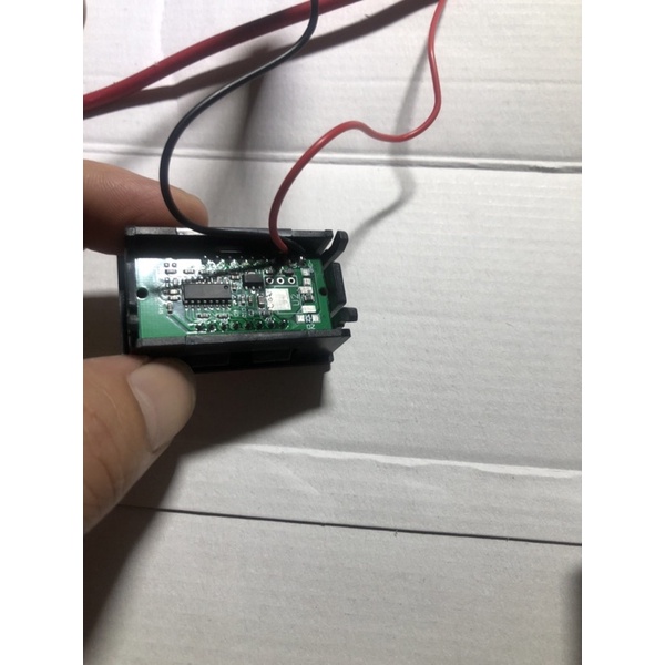 Đồng hồ vol báo bình ắc quy