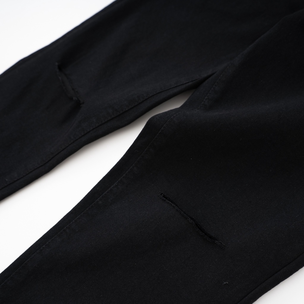 Quần Jean Skinny Đen Rách KENTA QJD0059