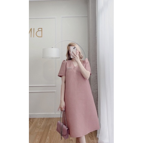 ĐẦM CỔ V KEM TAG NƠ - BIMI