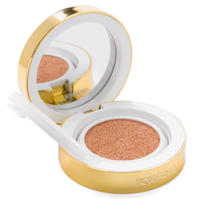 Phấn nước Tom Ford cushion Soleil vỏ trắng