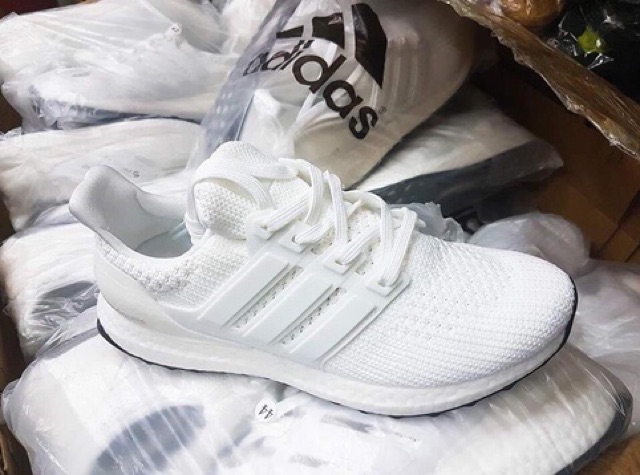 ĐẸP MÀ RẺ [Free Ship 40K] Giày Ultra Boost 4.0 Full Box _ Triple White