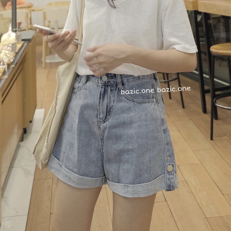 Quần short jeans gập gấu lưng cao ống rộng Bazic one