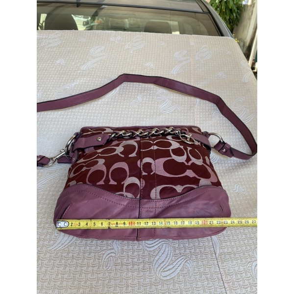 Túi chuẩn si. Túi qua sử dụng. Khách vui lòng xem hình nếu muốn biết thêm thông tin sản phẩm mời khách vô chat . Thanks.