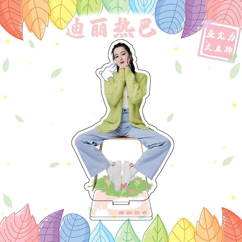 Standee Địch Lệ Nhiệt Ba