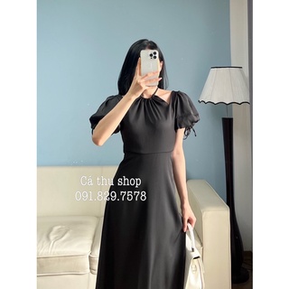 Váy cổ yếm tay bồng