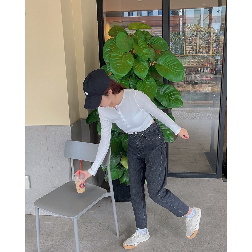Quần Jeans Nữ Lưng Cao Màu Đen LDM-CL107