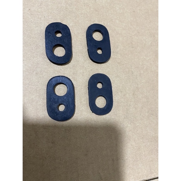 BỘ 4 CAO SU CHỐNG RUNG XI NHAN 67 68 71 72