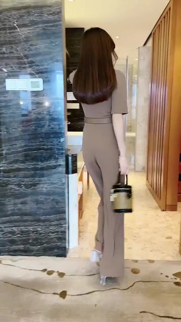 Jumpsuit Dài 💝FREESHIP💝 Jum dài ống suông cổ chữ V phối Đai eo xinh xắn màu Nâu Tây J245 | BigBuy360 - bigbuy360.vn