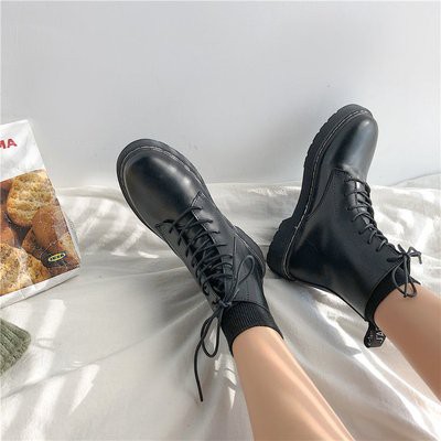 Bốt Martin nữ cổ cao đế bằng