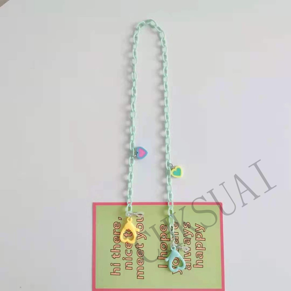 Dây chuỗi đeo mắt kính khẩu trang mặt hình trái tim bằng acrylic màu sắc ngọt ngào sáng tạo