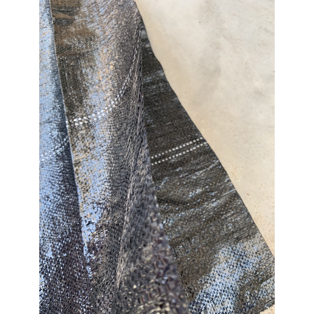 BẠT PHỦ ĐẤT CHỐNG CỎ KHỔ 1.5*1.5M (BẦU ƯƠM THÔNG MINH V6, KHAY TÚI , DỊCH TRUYỀN CHO CÂY..)