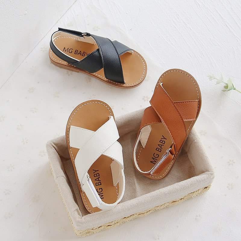 Dép Sandal bé gái, màu đen quai hậu hàng chính hãng MG baby Order trực tiếp Quảng Châu Hapykids  532Đ