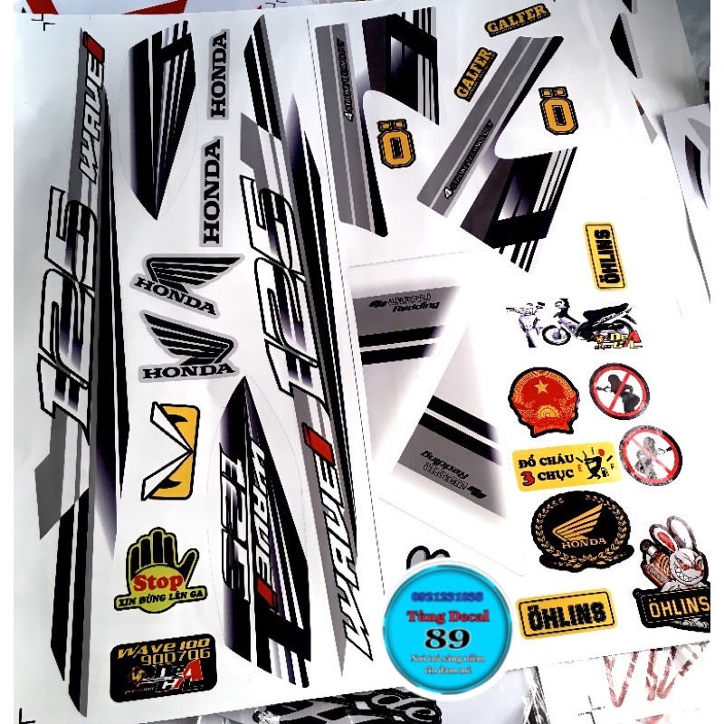 Đen Trắng Xám -