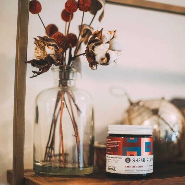 Sáp Vuốt Tóc Nam SHEAR REVIVAL American Gardens Clay Pomade + Xịt Tạo Phồng AZENMAN Parana 3 In 1-20ml + Lược Chải Tóc