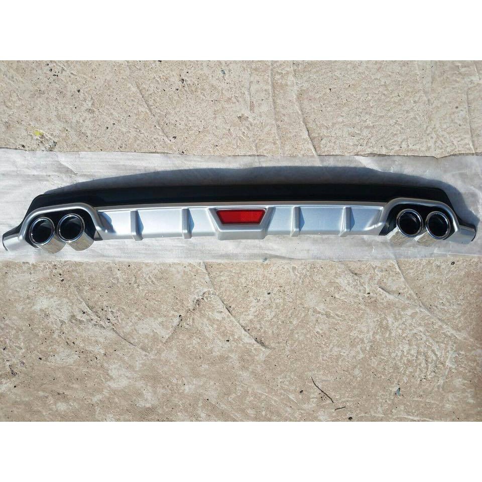 Lip Chia Pô Thể Thao Cho Xe SUZUKI ERTIGA - mẫu 4 ống tròn