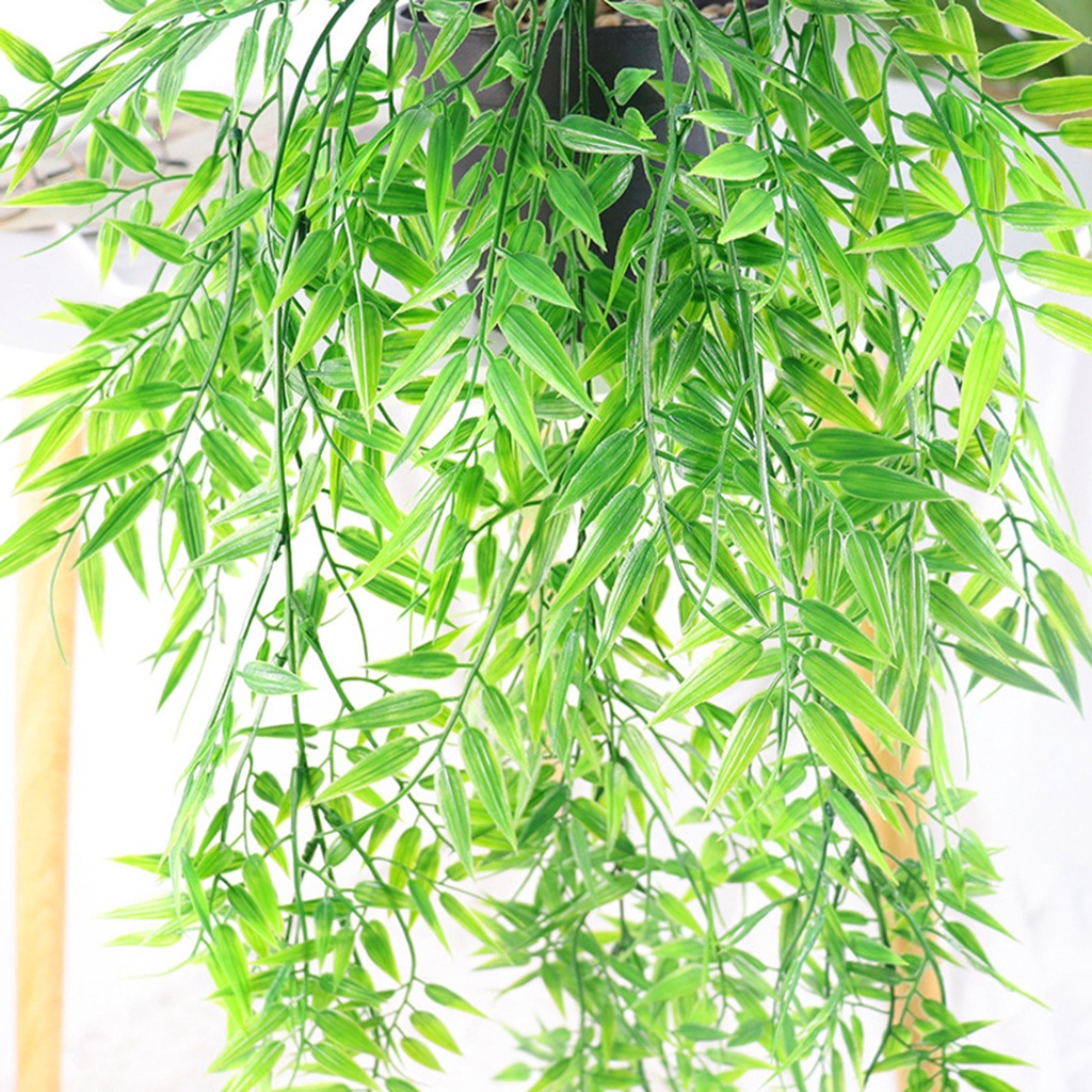 Lá Tre Giả Trang Trí Nền Tiệc Cưới Sống Động