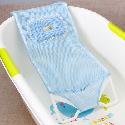 Giường lưới tắm kèm gối tiện lợi cho bé