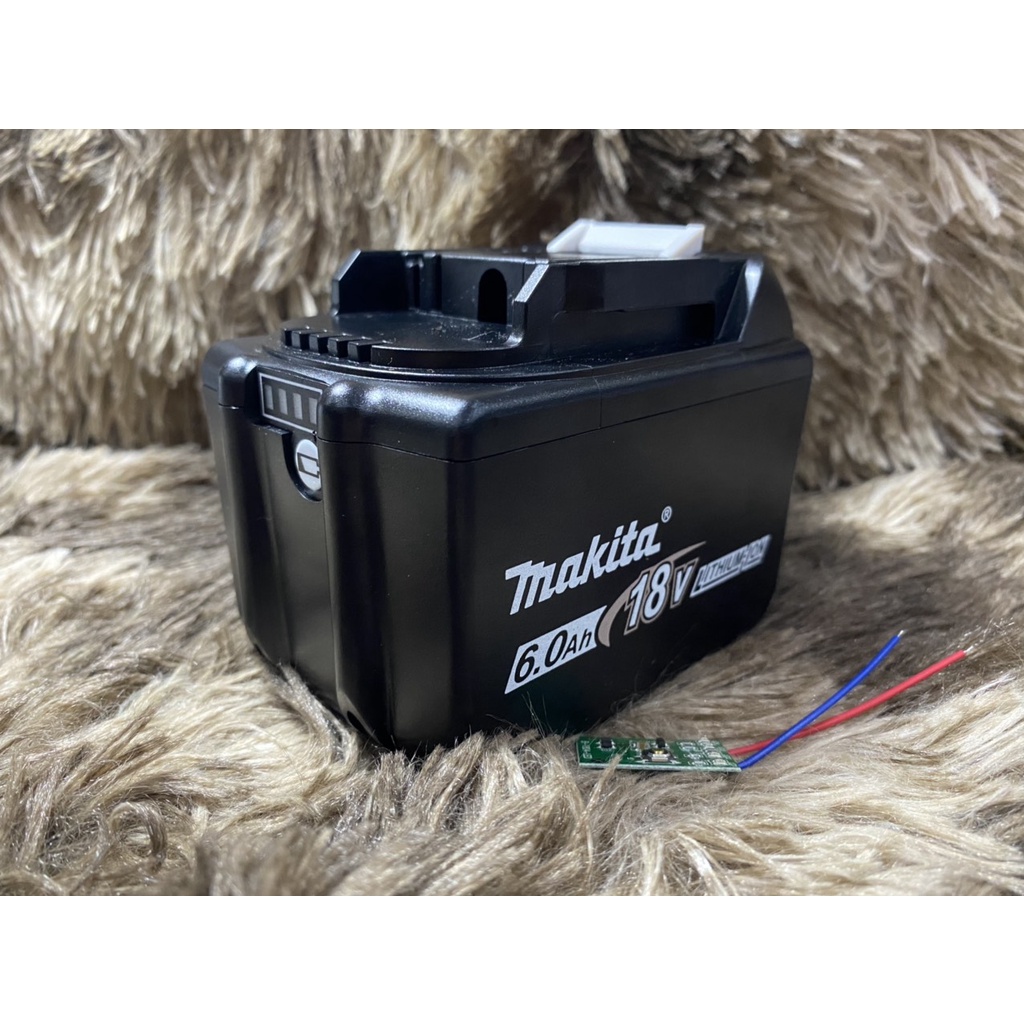 Vỏ Makita 18v 5S 3P sạc adapter có báo pin như zin , tem đáy đẹp. BN.