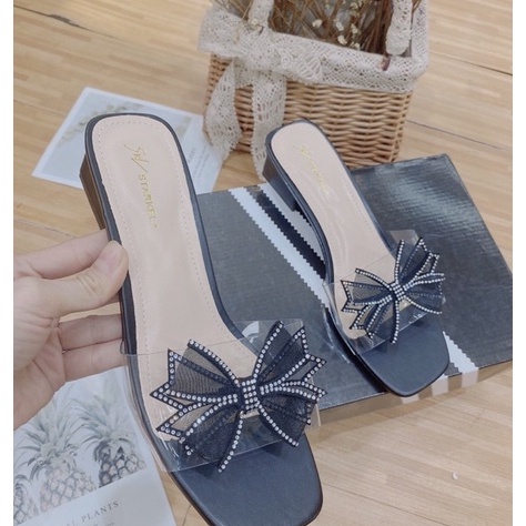 Guốc nữ đính nơ bánh bèo phối quai trong gót vuông 3cm mã s162