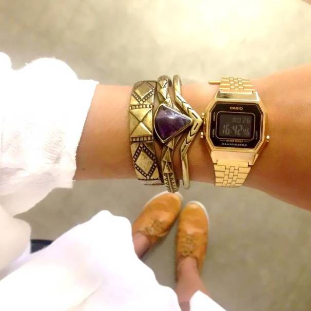 ĐỒNG HỒ NỮ CASIO LA680WGA-1DF Gold - Dây kim loại