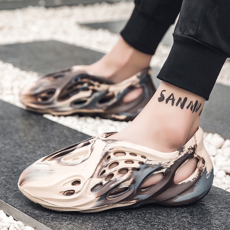 Giày Sandal Đi Biển Mùa Hè 2022 Phong Cách Hàn Quốc Họa Tiết Rằn Ri Có Size Lớn Cho Nam