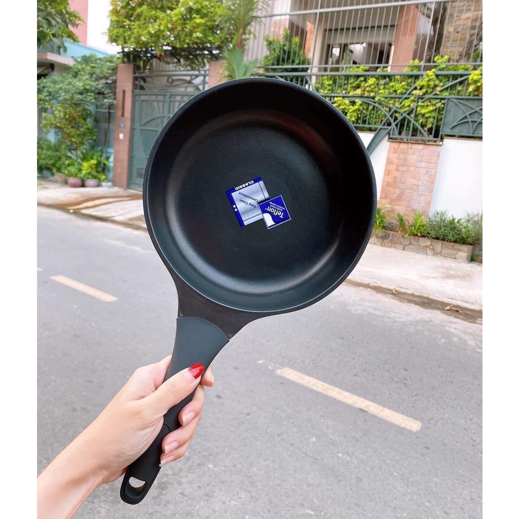 Chảo từ men gốm Ceramic Rapido-Ferroli chống dính, độ bền cực cao, màu đen sang trọng, full size 24cm 28cm 30cm