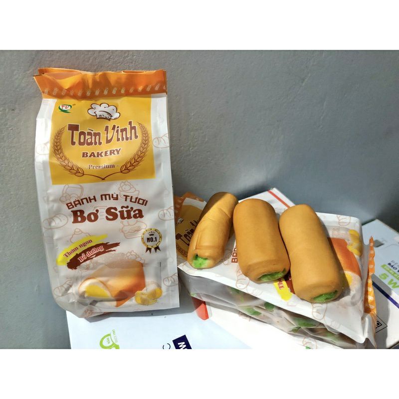 bánh mì tươi toàn vinh bakery túi 200g( 10 chiếc)