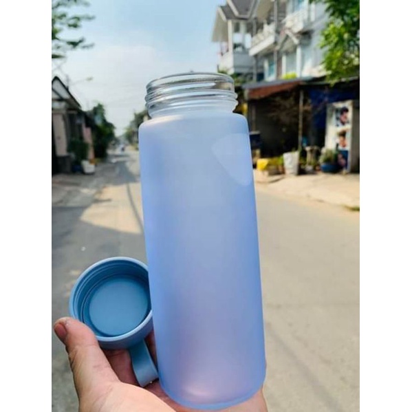 Bình thủy tinh Màu Ngẫu Nhiên siêu đẹp nắp vặn 400ml